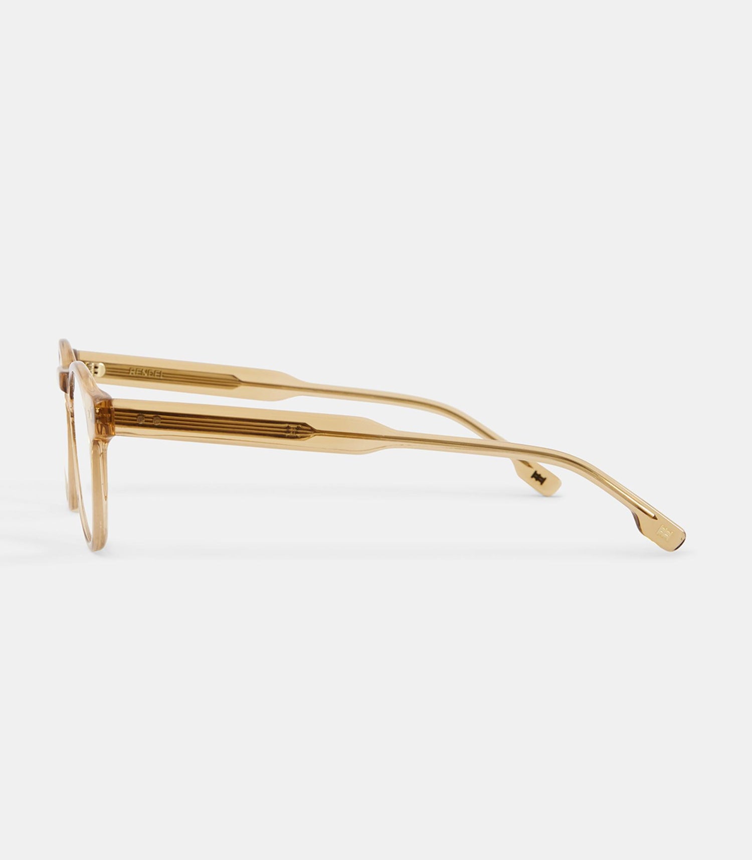 James VERRE CORRECTEUR
