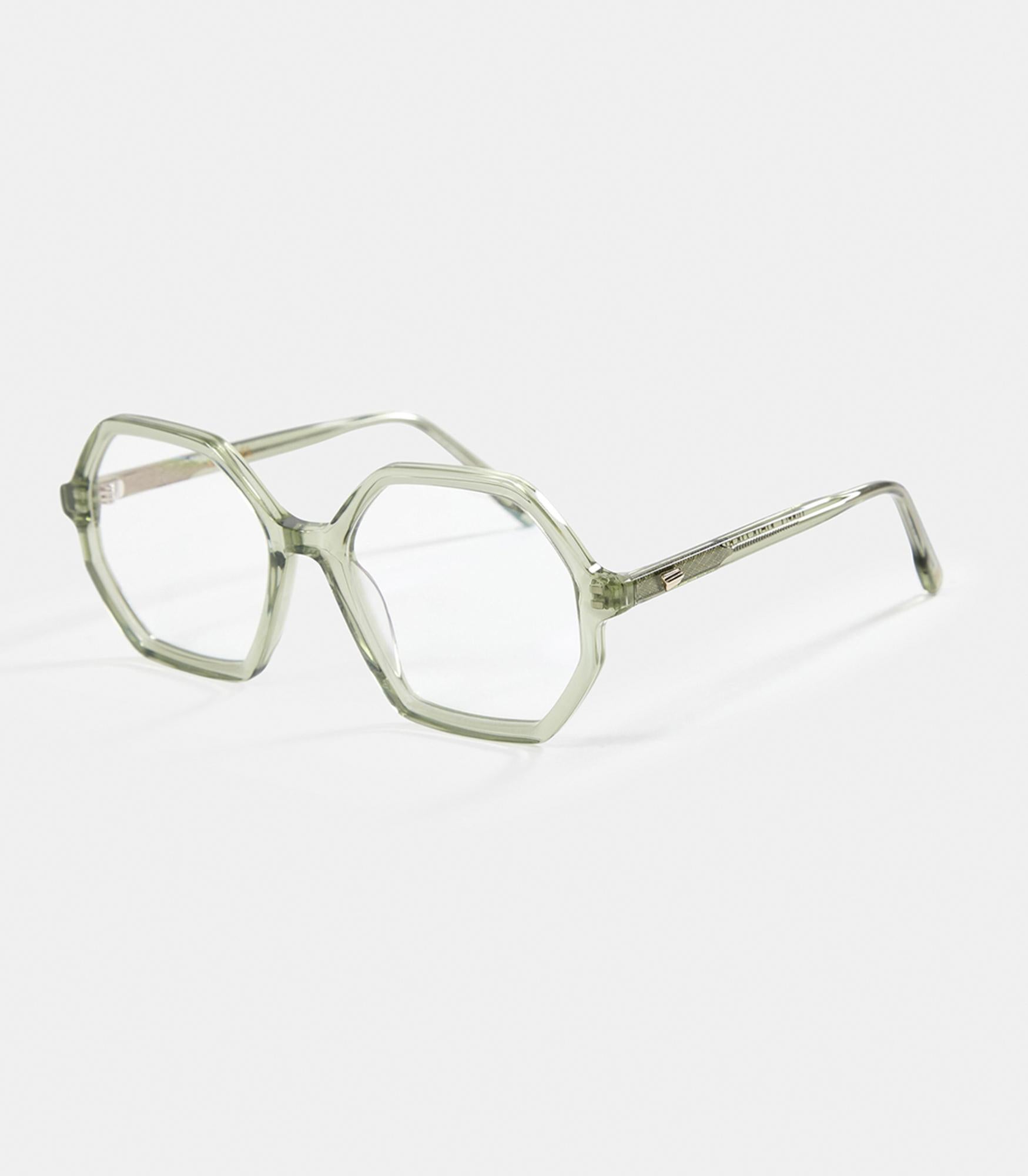 Angela VERRE CORRECTEUR