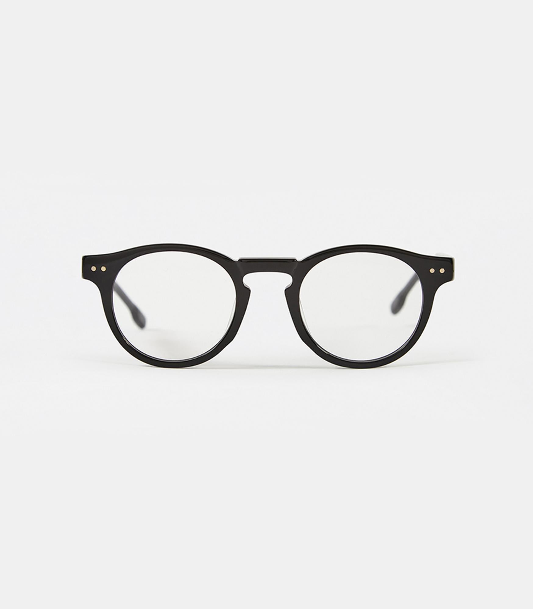 James VERRE CORRECTEUR