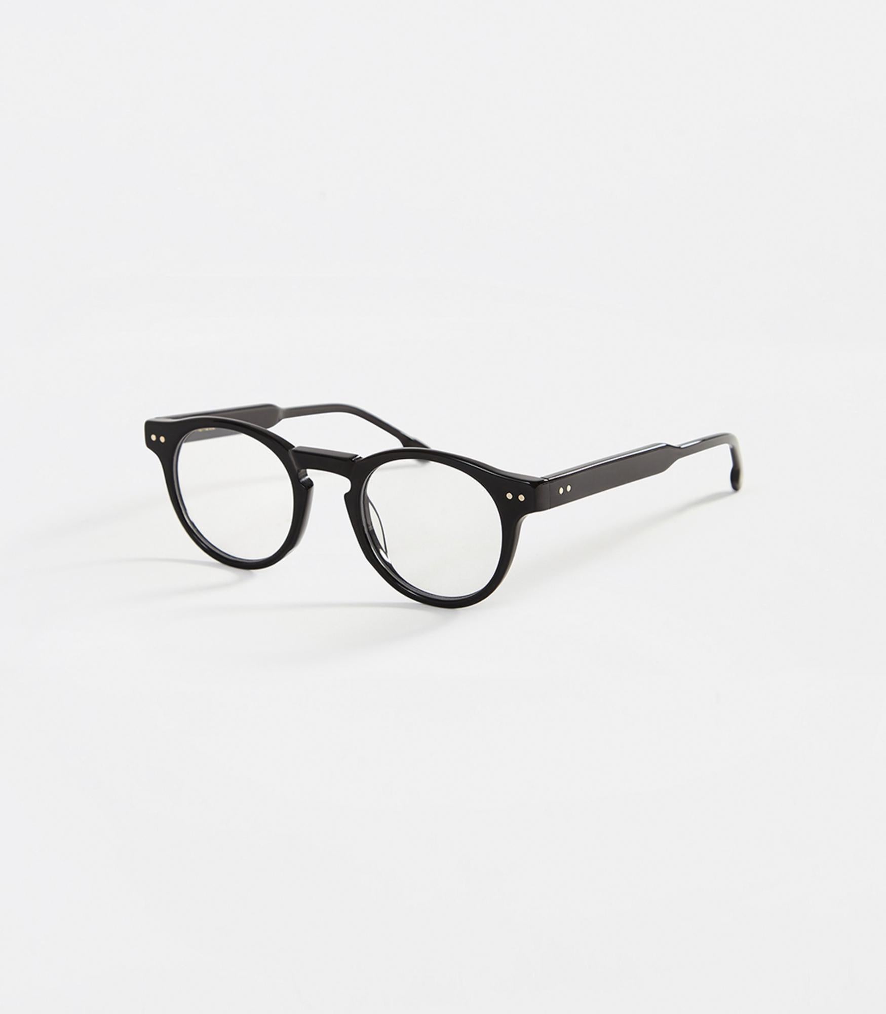 James VERRE CORRECTEUR